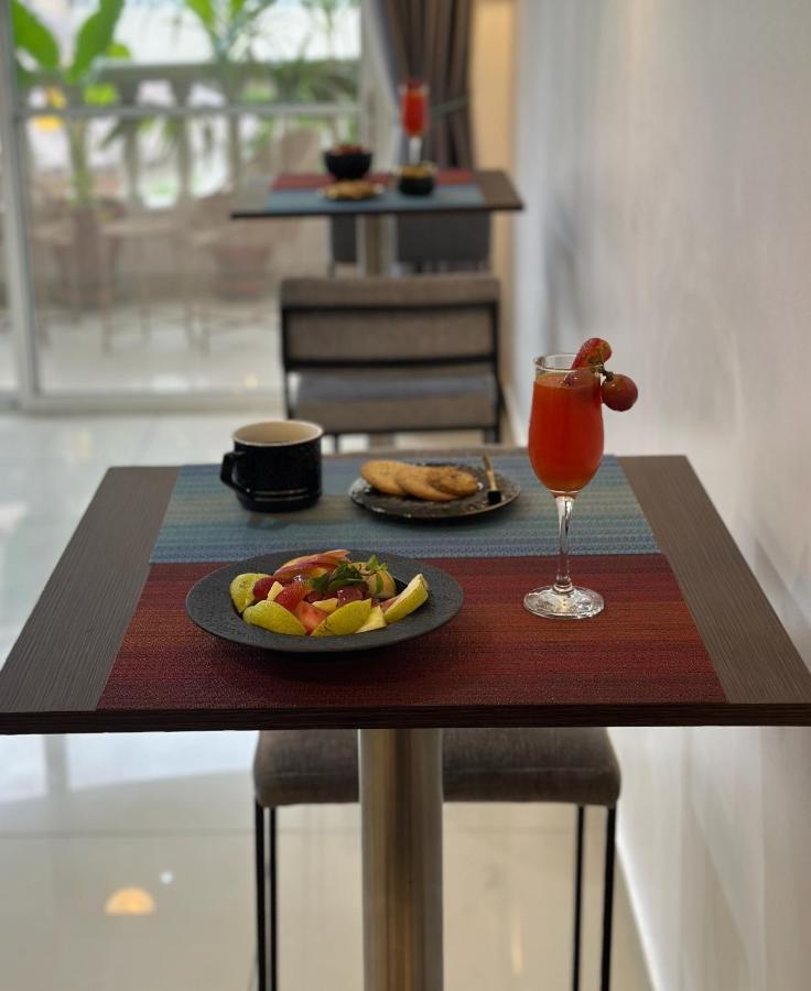 Guided Hospitality - Luxury Accommodations Lagos Eksteriør billede