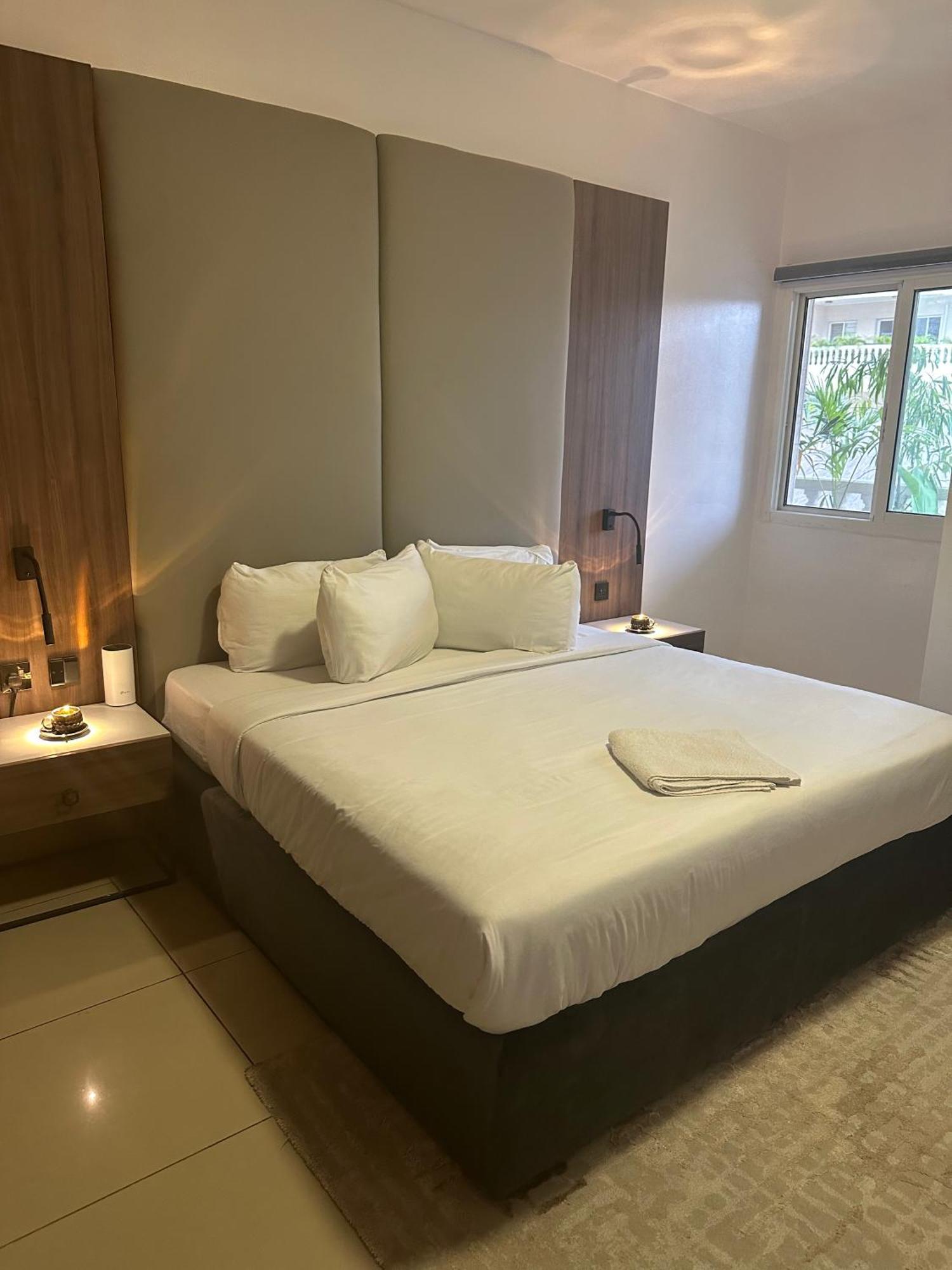 Guided Hospitality - Luxury Accommodations Lagos Eksteriør billede
