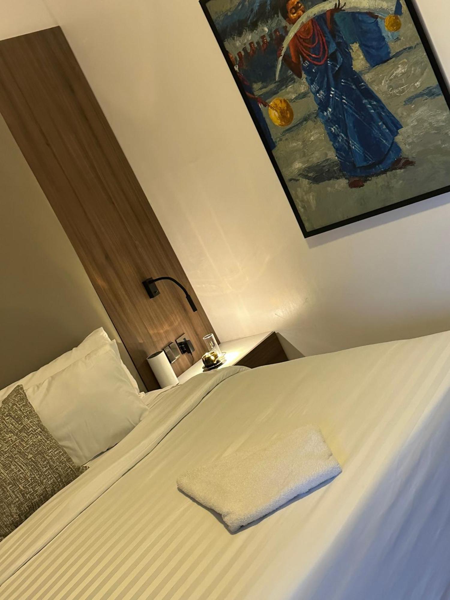 Guided Hospitality - Luxury Accommodations Lagos Eksteriør billede